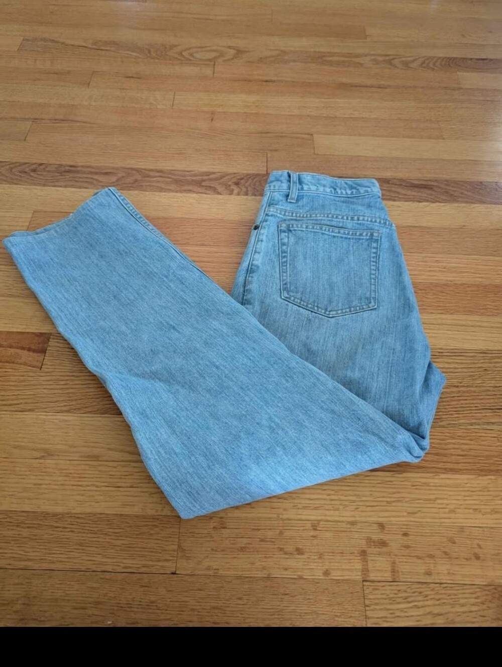 Vintage Eddie Bauer size 8 light wash high waisted jeans Read